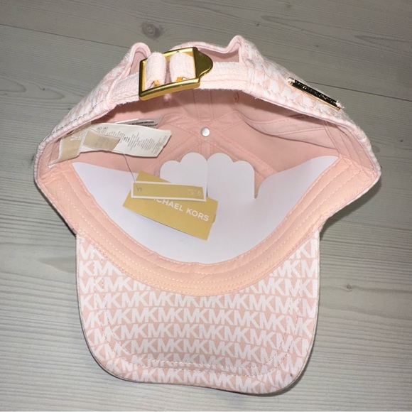 Michael Kors Pink Textured Hat - Picture 5 of 6